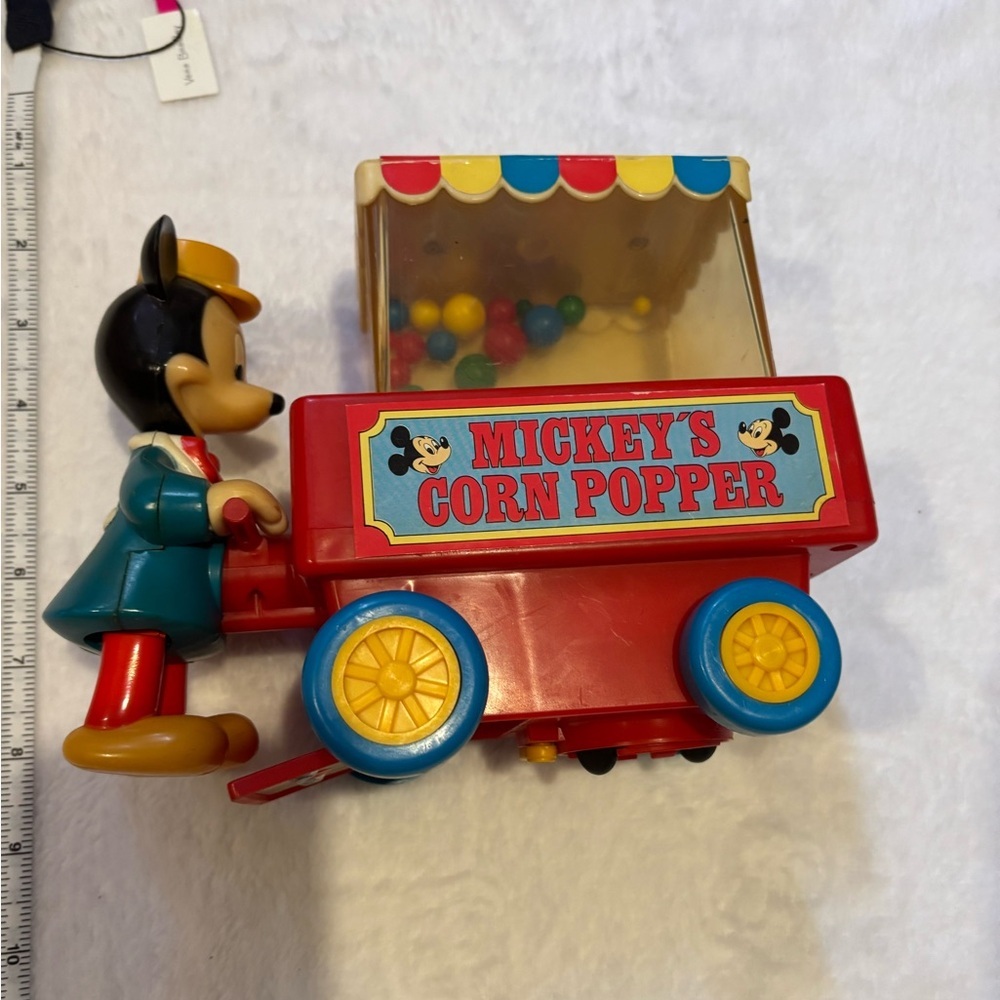 Vintage 1970s Walking Mickey Mouse Corn Popper Toy Collectible Illco Toys rare